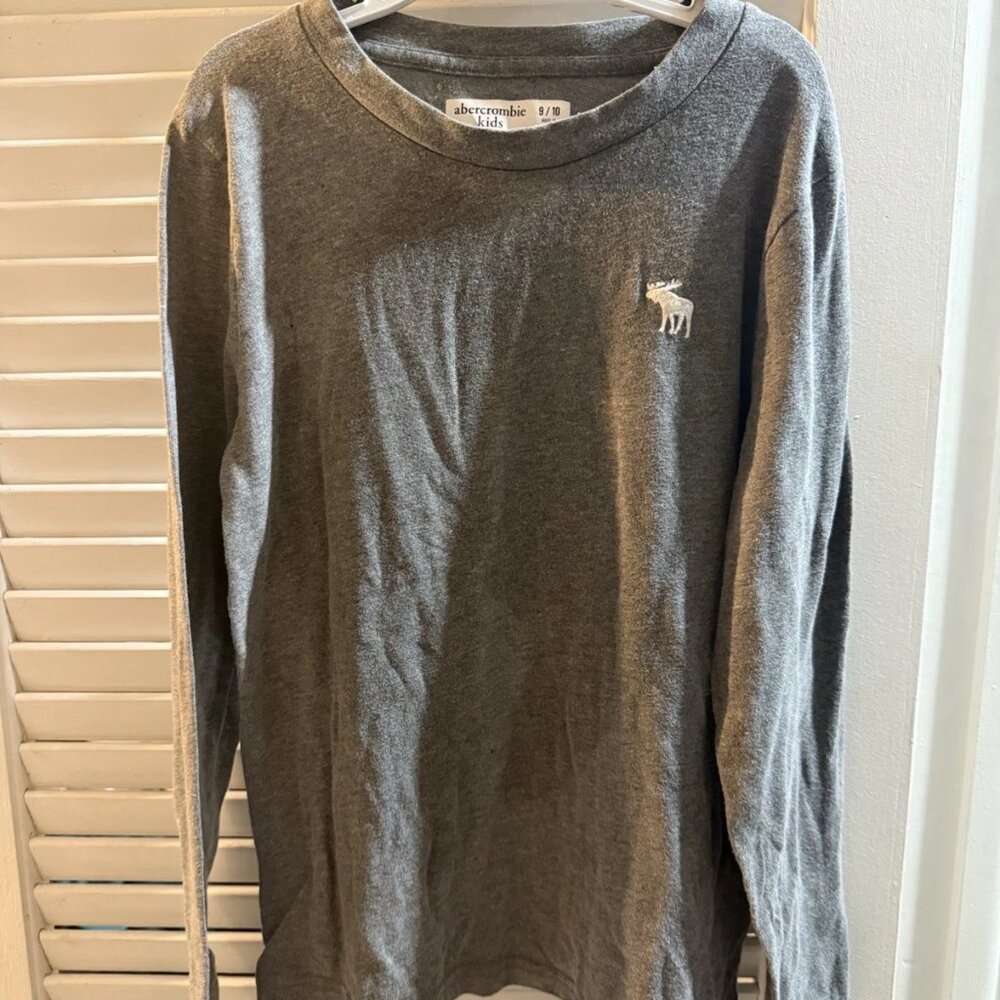 Abercrombie Kids Shirt Boy's Size 9/10 Gray Heather Long Sleeve Crew Neck Moose